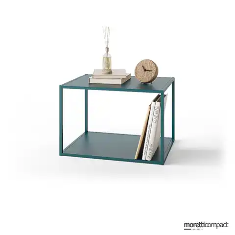 Cage con piani laccati