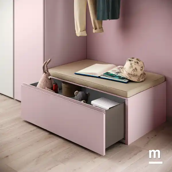 Cassettone con maniglia gola