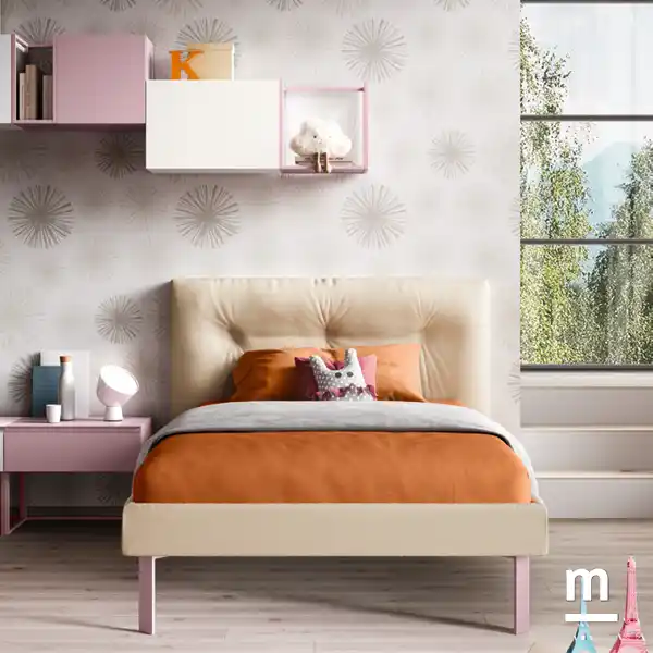 Letto imbottito con testata Step