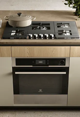 Base con forno e piano di cottura