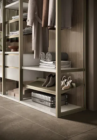 Elemento inclinato porta scarpe
