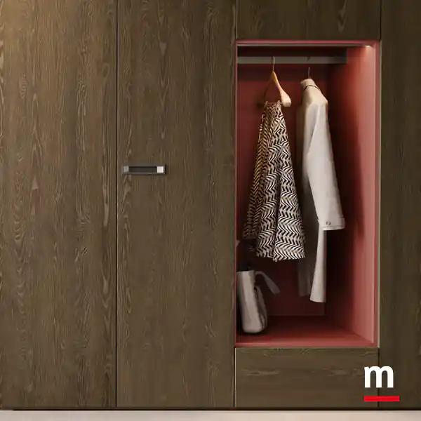 Vano a giorno laccato