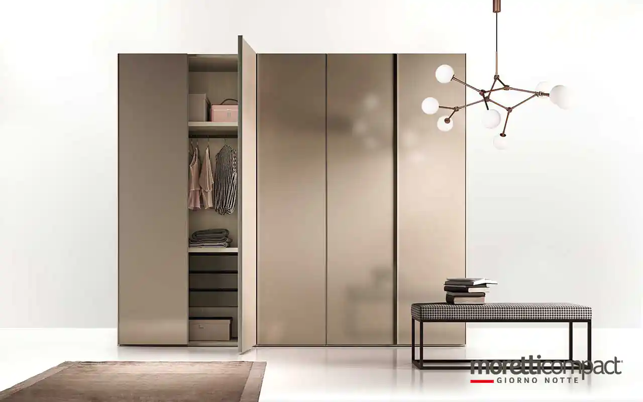 Armadio con ante battenti Levante