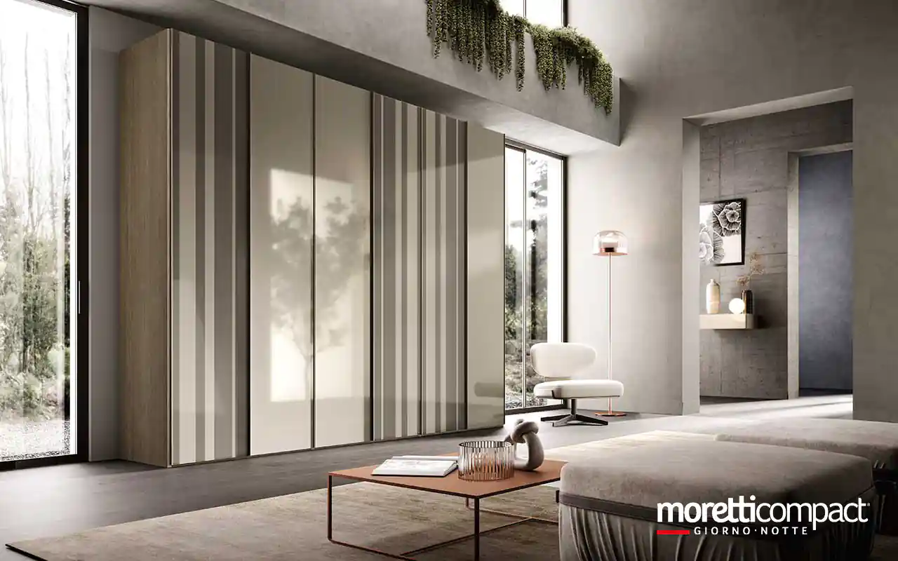 Armadio con ante battenti Levante e Levante Strip