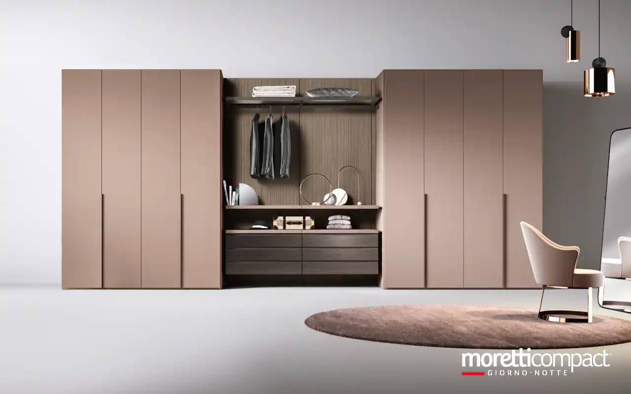 Cabina armadio Gemini tra due armadi battenti