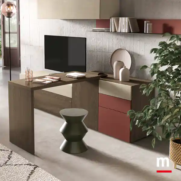 Piano scrivania in posizione aperto