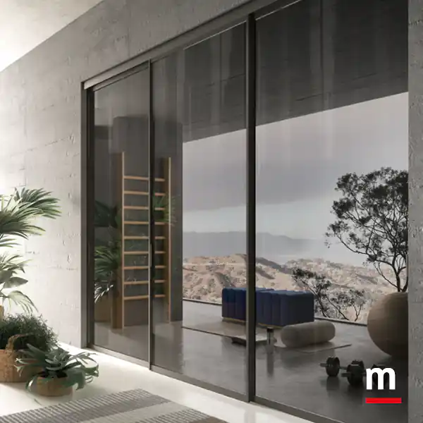 Portale con ante chiuse