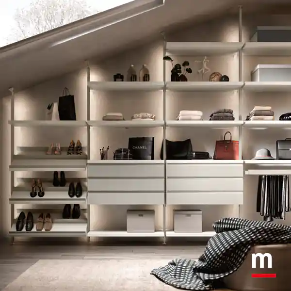 Soluzione di montanti per mansarde