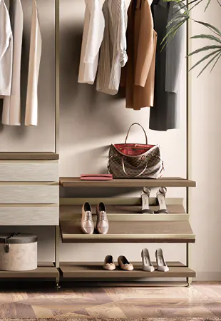 Ripiano inclinato porta scarpe